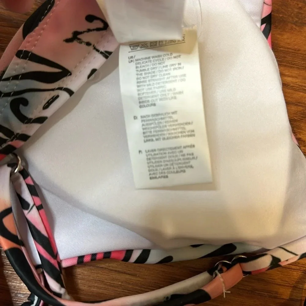 Kamoni nwt bikini bottoms